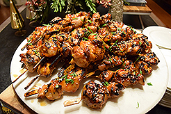 HOLIDAYS WITH KWANCHAI